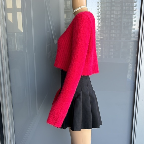 Urban Outfitters  Pink Fuzzy Sweater - Picture 3 of 11